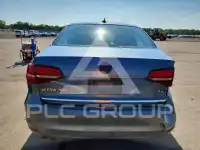 2017 Volkswagen Jetta photo