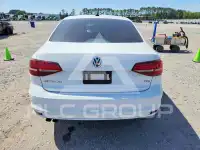 2017 Volkswagen Jetta фото