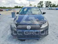 2017 Volkswagen Jetta фото