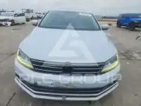2017 Volkswagen Jetta photo