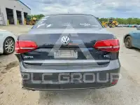 2017 Volkswagen Jetta фото