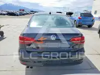 2017 Volkswagen Jetta фото
