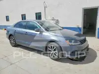 2017 Volkswagen Jetta фото