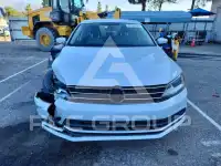 2017 Volkswagen Jetta фото