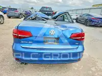 2017 Volkswagen Jetta фото
