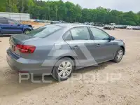 2017 Volkswagen Jetta photo