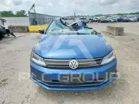 2017 Volkswagen Jetta фото