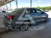 2017 Volkswagen Jetta photo