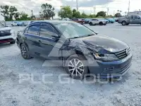 2017 Volkswagen Jetta фото