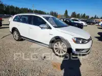 2017 Volkswagen GOLF photo