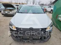 2017 Volkswagen GOLF photo
