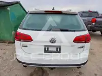 2017 Volkswagen GOLF photo