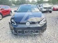 2017 Volkswagen GOLF photo