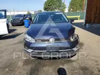 2017 Volkswagen GOLF photo