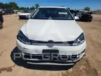 2017 Volkswagen GOLF photo