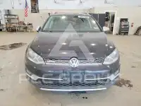 2017 Volkswagen GOLF фото