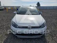 2017 Volkswagen GOLF photo
