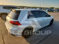 2017 Volkswagen GOLF фото