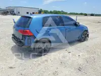 2017 Volkswagen GOLF photo