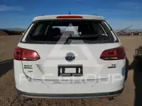 2017 Volkswagen GOLF photo