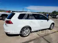 2017 Volkswagen GOLF фото