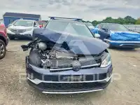 2017 Volkswagen GOLF фото