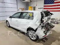 2017 Volkswagen GOLF фото