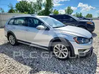 2017 Volkswagen GOLF photo