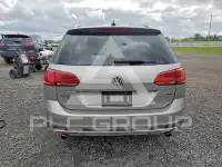 2017 Volkswagen GOLF photo