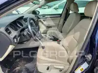 2017 Volkswagen GOLF фото
