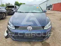 2017 Volkswagen GOLF photo