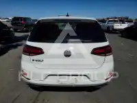 2017 Volkswagen GOLF photo