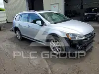 2017 Volkswagen GOLF фото