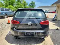 2017 Volkswagen GOLF photo
