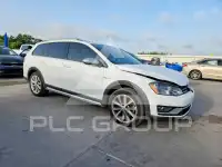 2017 Volkswagen GOLF фото