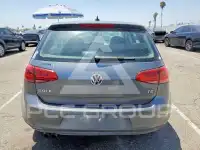 2017 Volkswagen GOLF фото