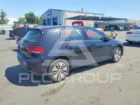 2017 Volkswagen GOLF фото