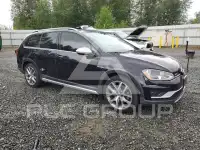 2017 Volkswagen GOLF фото