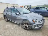 2017 Volkswagen GOLF фото