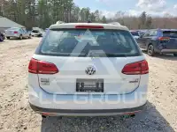 2017 Volkswagen GOLF фото