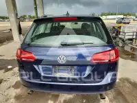 2017 Volkswagen GOLF photo