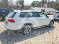 2017 Volkswagen GOLF фото