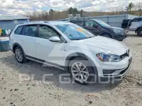 2017 Volkswagen GOLF фото