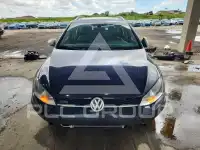 2017 Volkswagen GOLF photo