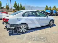 2017 Volkswagen Jetta фото