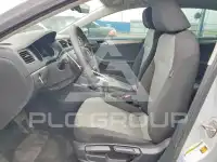 2017 Volkswagen Jetta фото