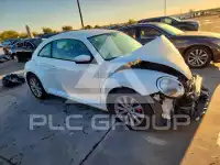 2017 Volkswagen BEETLE фото