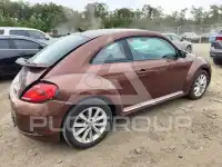 2017 Volkswagen BEETLE фото