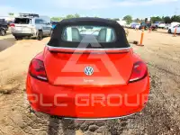 2017 Volkswagen BEETLE фото