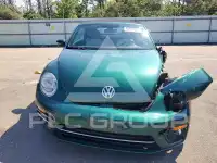 2017 Volkswagen BEETLE photo
